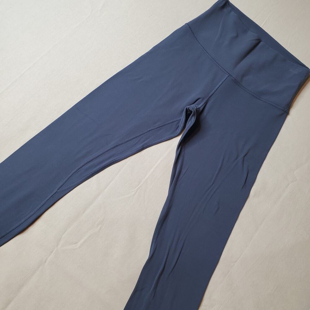 Lululemon Women's Size 4 Align Pant II 25" Blue W5BEJS